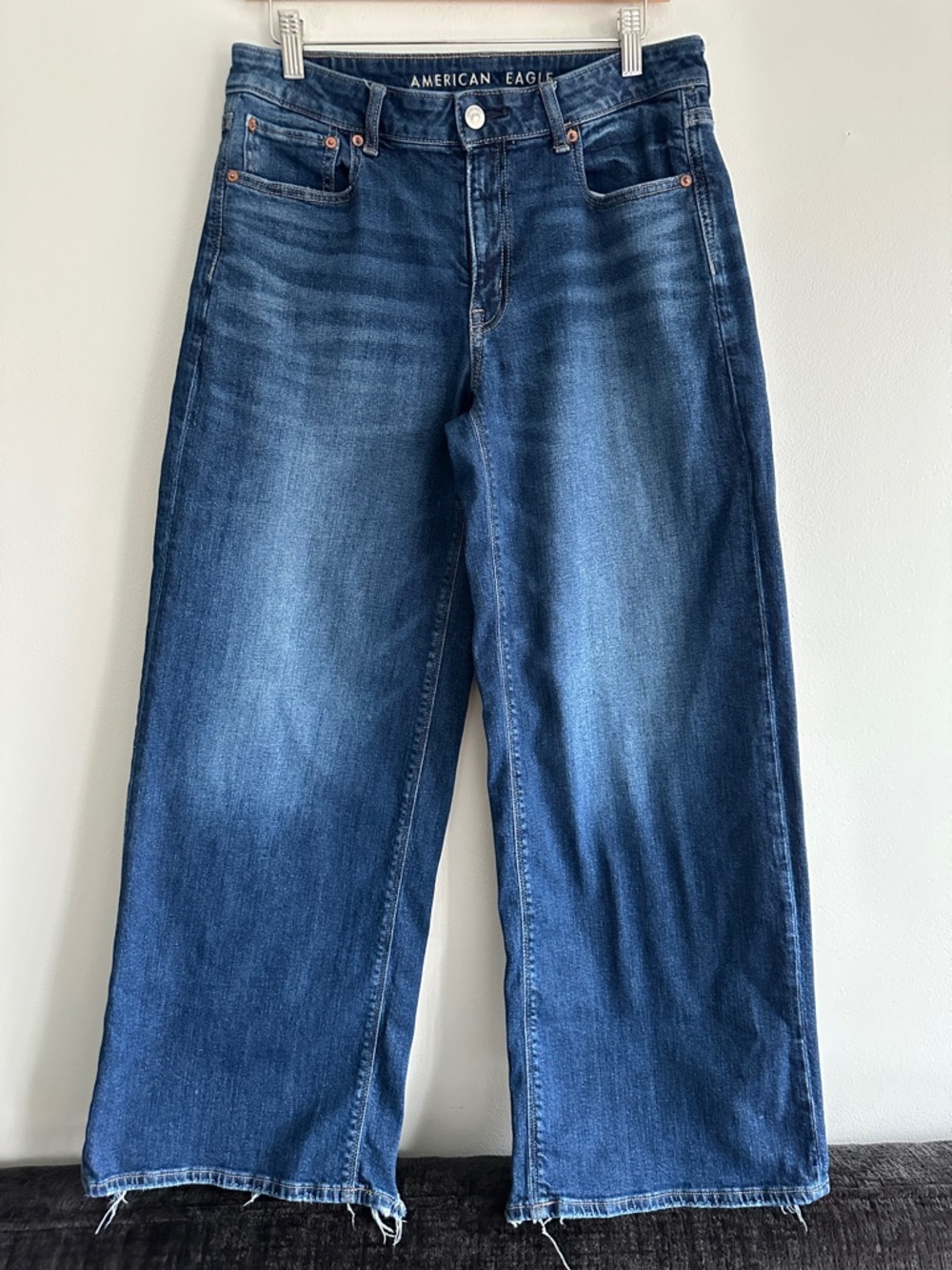American Eagle Low Rise Baggy Wide-Leg‎ Jeans Size 6